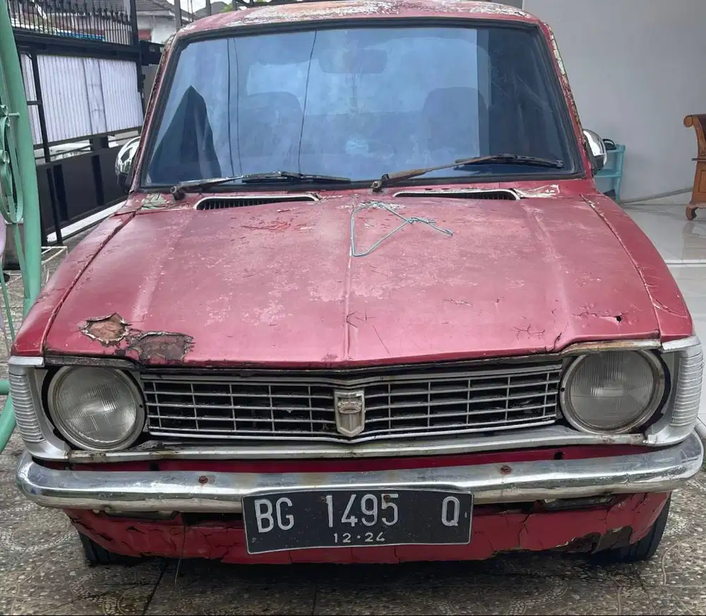 MOBIL COROLLA ANTIK TAHUN 1974