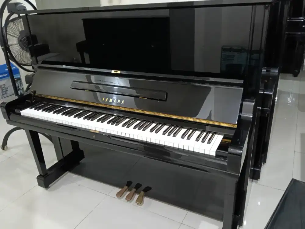 Yamaha piano U3A gold plate hitam Made in Japan