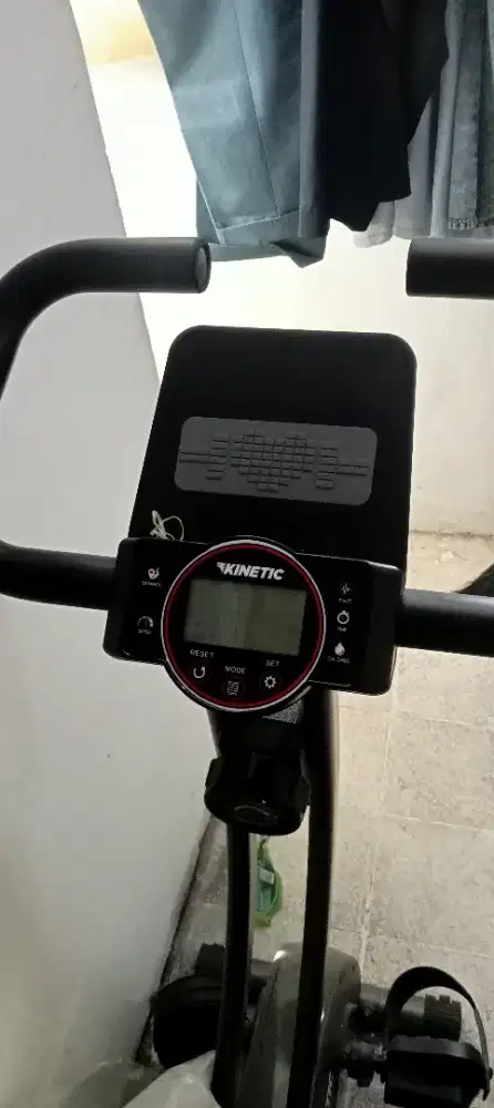 SEPEDA STATIS KINETIC