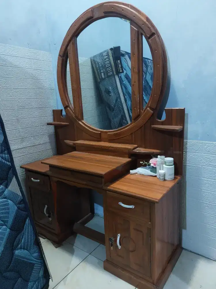 Perabotan rumah tangga/kamar