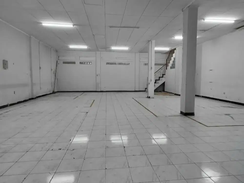 Rumah Usaha TKI Taman Kopo Indah 3 Mainroad