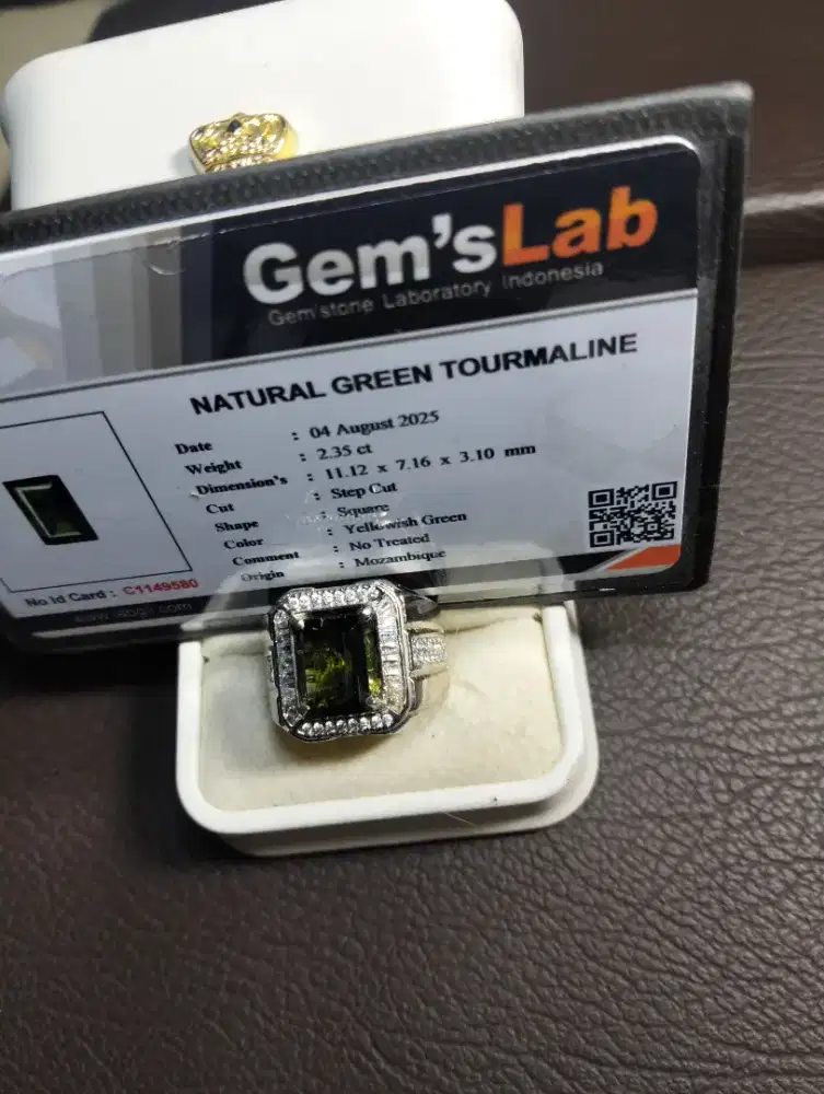 Cincin Tourmaline Gemstone