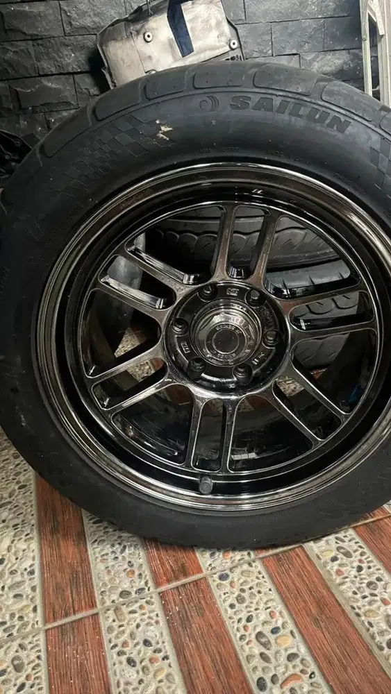 Velg jf luxury RPT dan Ban sailun