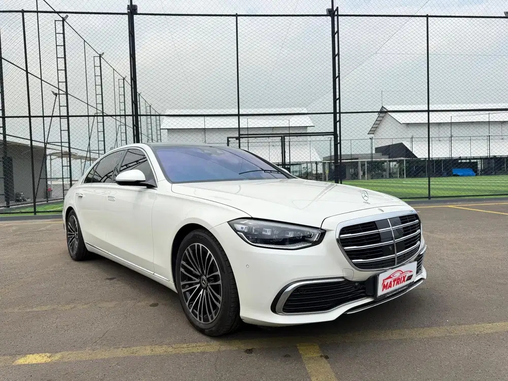 Mercedes Benz S450 2024 NIK 2023 White KM 3rb Antikk Perfect Condition