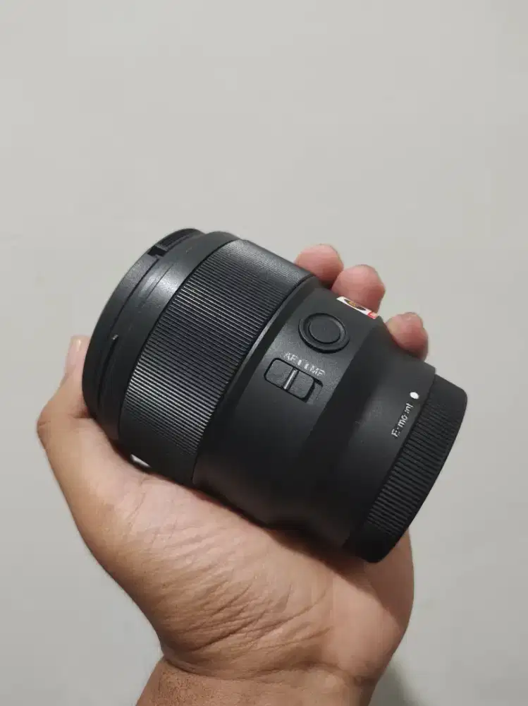 Sony FE 85mm F1.8
