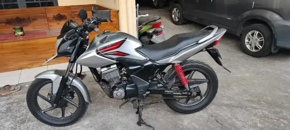 HONDA VERZA WARNA LANGKA SILVER