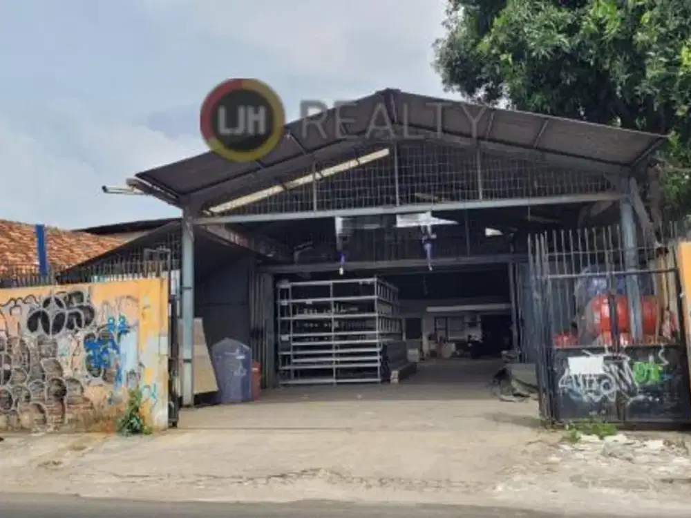 Ruko Pinggir Jalan Raya Cocok untuk Tempat Usaha Lokasi Kedoya Raya