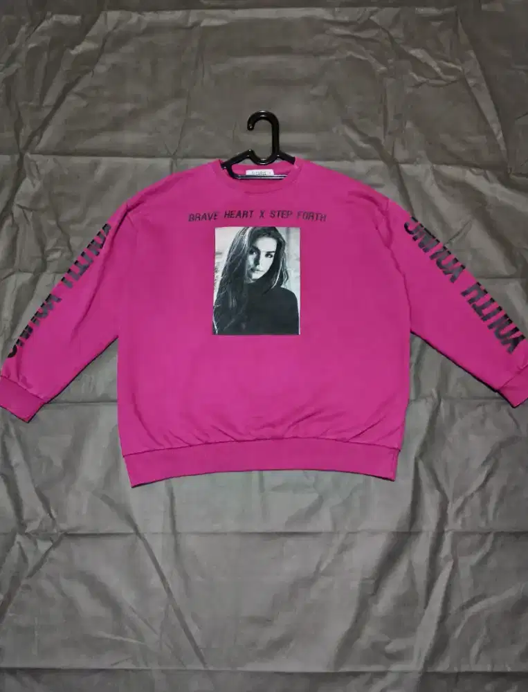 Crewneck Cubus Korea