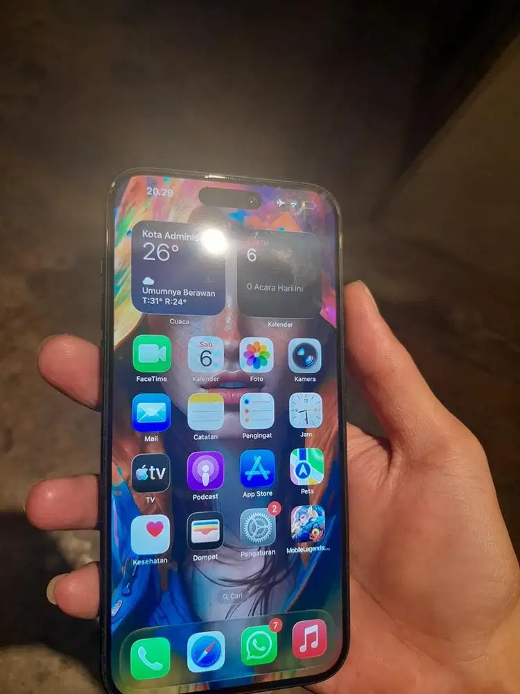 Jual cepat iPhone 15 plus 128gb ibox (Like new, pemakain 2 bulan)