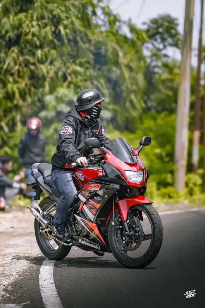 Kawasaki Ninja Rr new 2013