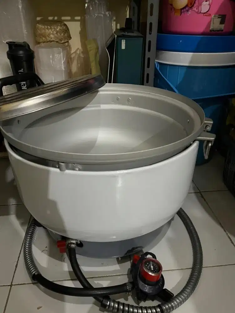 Jual lepas rice cooker gas merek Winn gas + regulator 2 pengunci