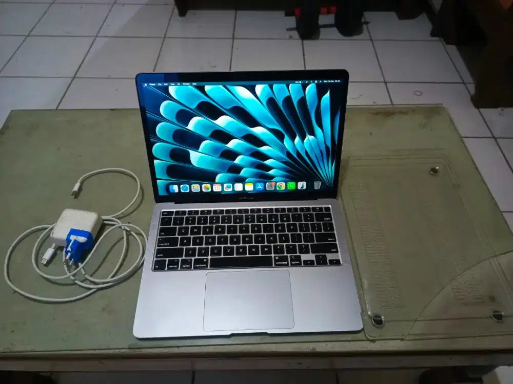 Macbook Air Retina 2020 Core i3