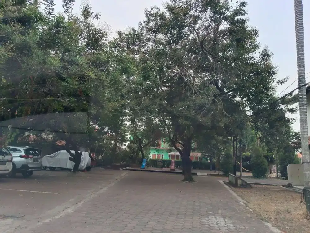 Tanah Pondok Kelapa ada Kontrakan 140 + Ruko 8, Jln Raya, Harga Dibwh NJOP