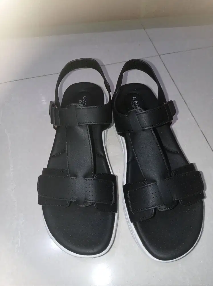 Sepatu Sandal Wanita