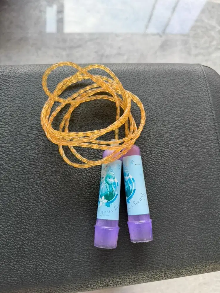 Preloved Frozen Tali Loncat/Skipping Rope