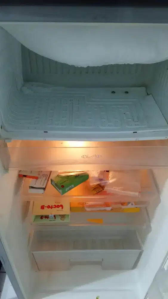 Dijual Kulkas no minus masih dingin