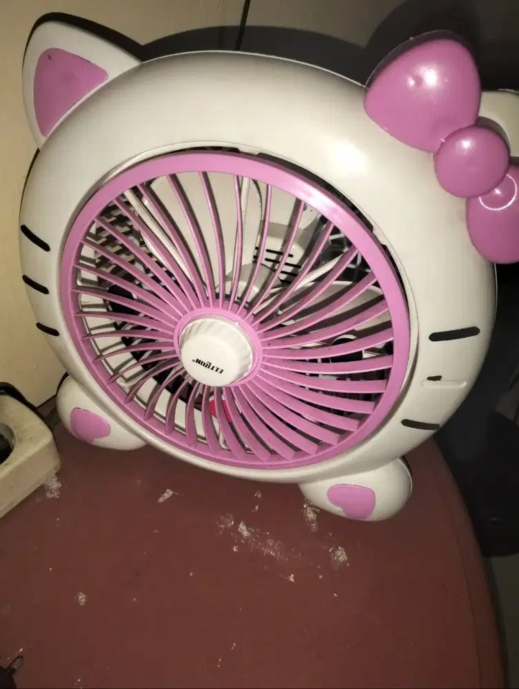 Kipas Angin Hello Kitty