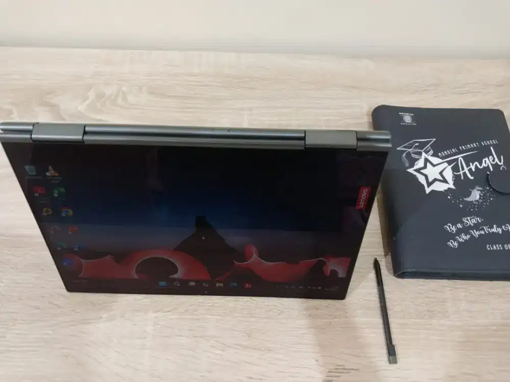 Lenovo Core  i7 16GB 1TB Touch 360 Pen Stylus
