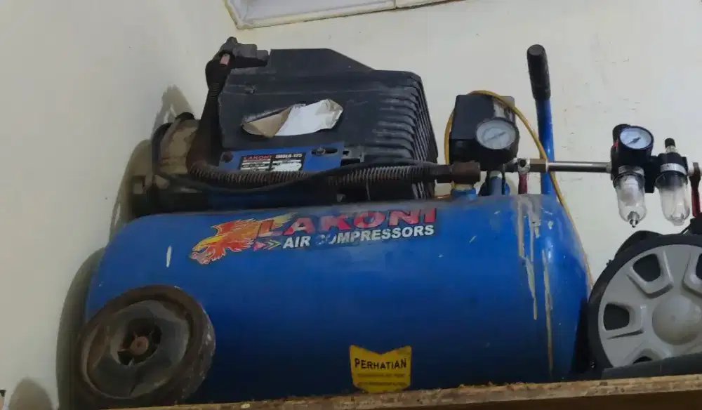 Kompressor angin Lakoni