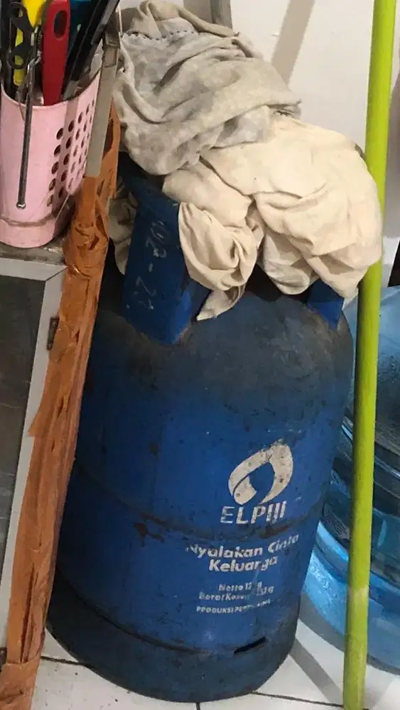 Tabung gas elpiji 12 kg