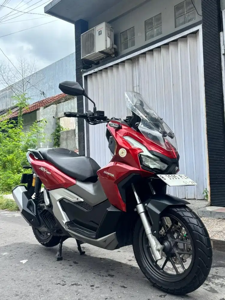 Adv 160 merah istimewa