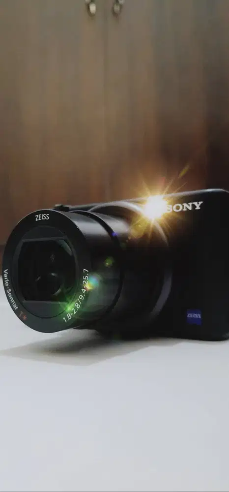 Kamera Digital Pocket Sony ZV 1