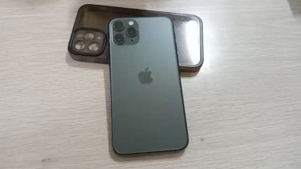 iPhone  11 PRO  - HSC 2025
