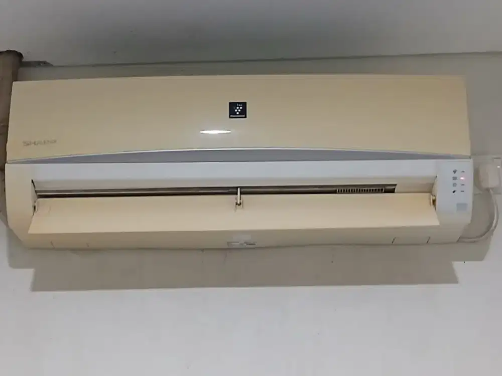 Dijual AC BEKAS Sharp 1/2pk