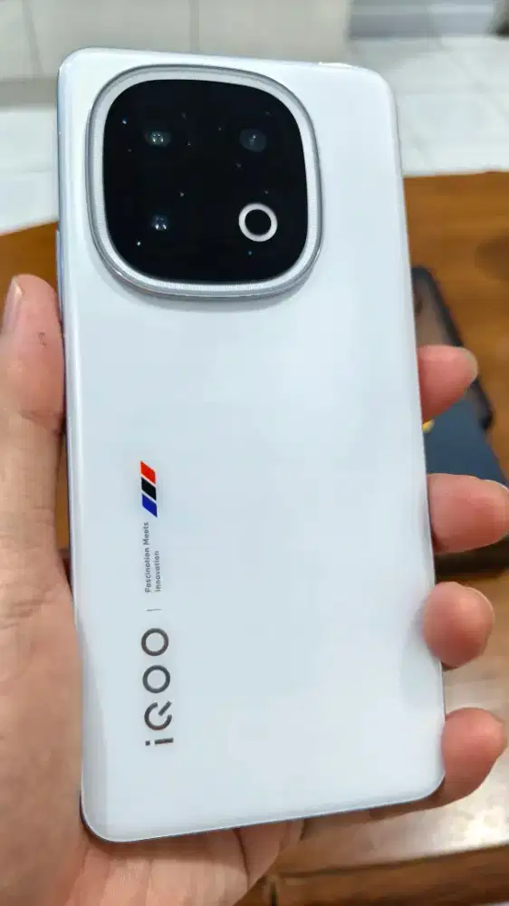 Iqoo 13 Warna Legend 12/256