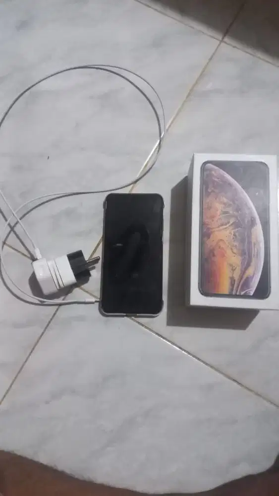 Iphone xs max 64 gb golf