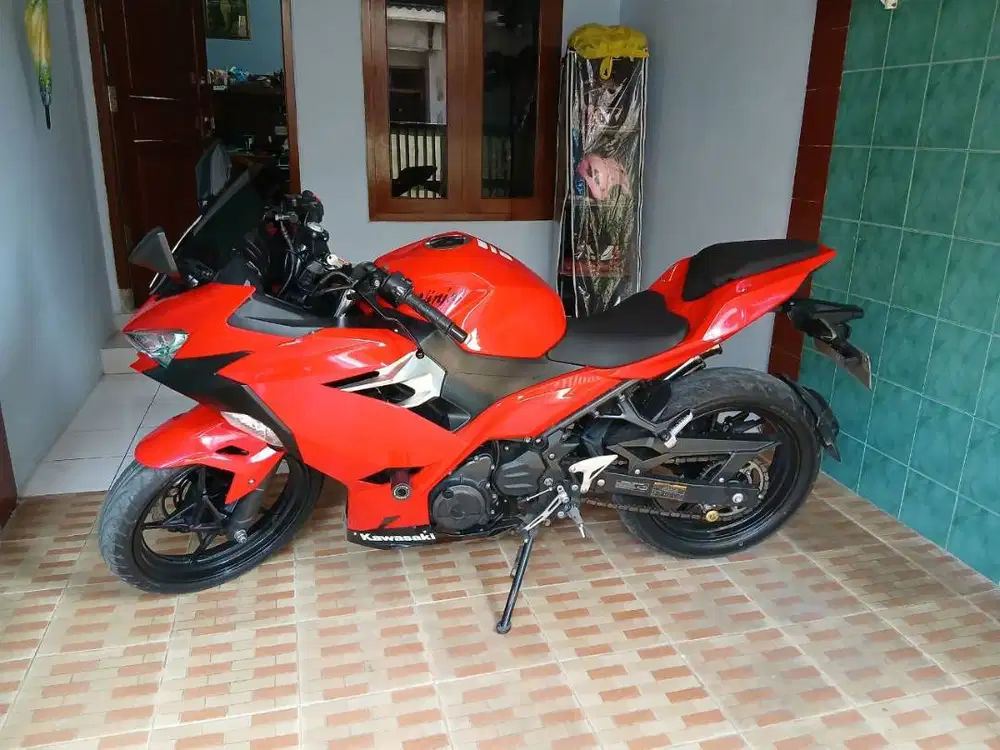 DI JUAL KAWAZAKI NINJA 250 FI THN 2018