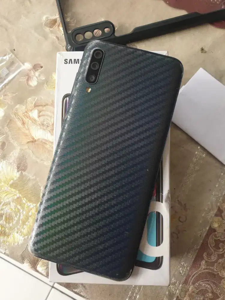 Samsung Galaxy A70 8/128GB Mulus Fullset Snapdragon 675 AMOLED