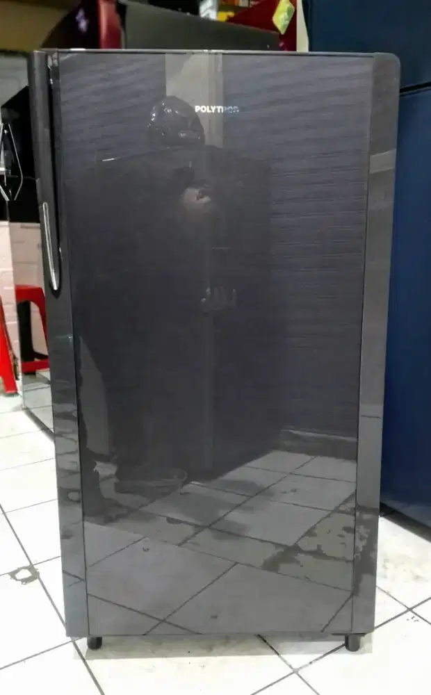 Kulkas 1 Pintu Polytron Belezza
