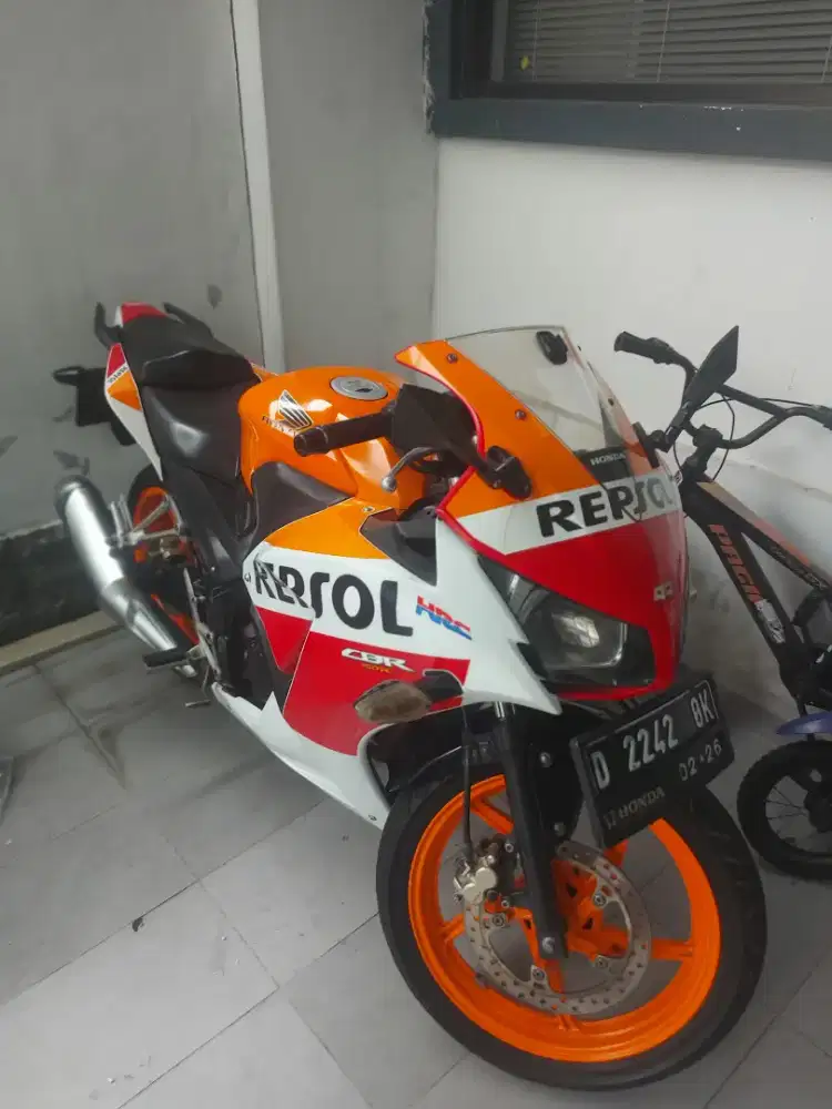 CBR REPSOL 150R Jual Cepat Siap Gas