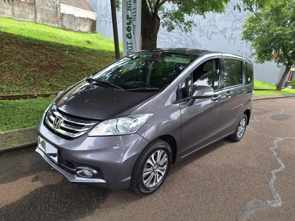 Honda Freed 2015 Bensin