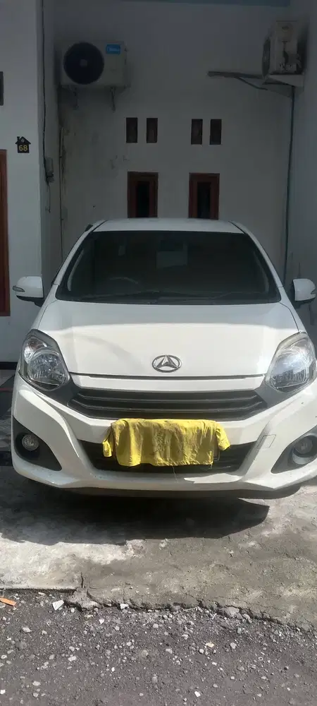 Ayla tipe X 1000cc MT 2022