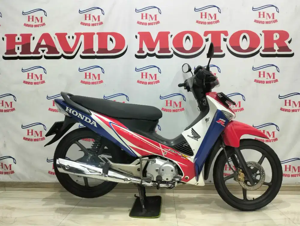 SUPRA 125 R, Sangat Terawat, Plat Pajak BARU, Ban Tebal,Super ISTIMEWA