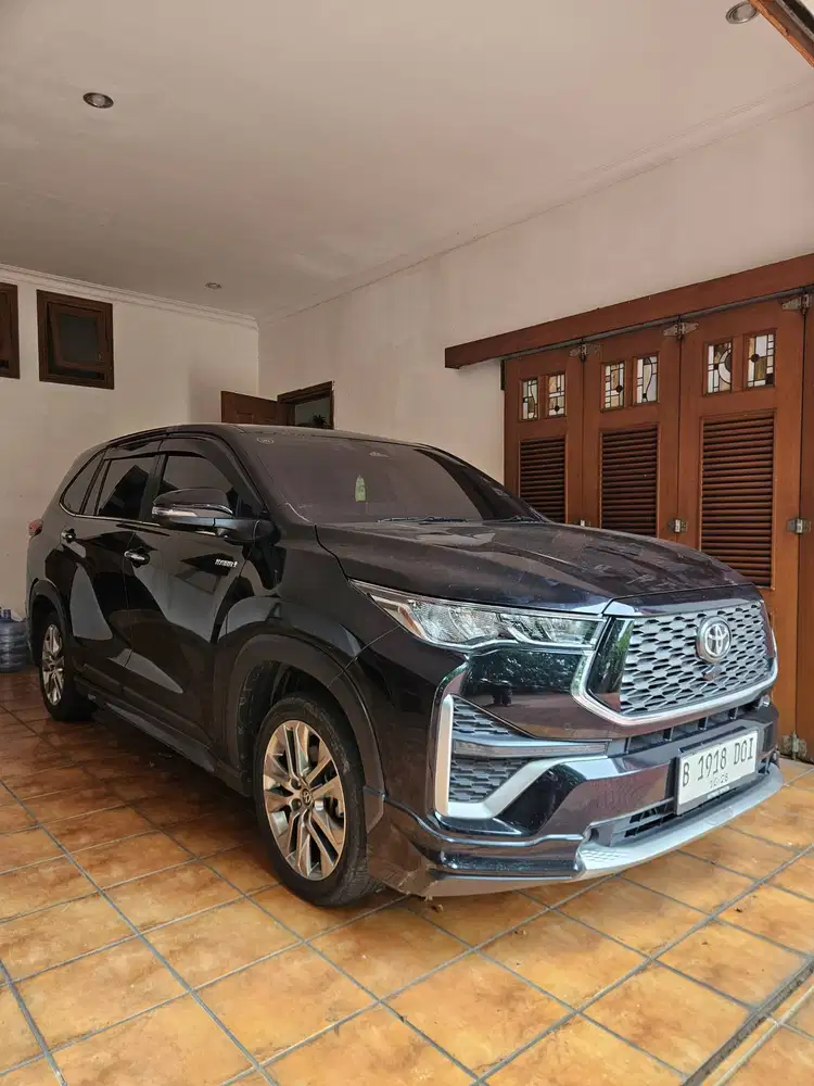 Toyota Kijang Innova Zenix Q Hybird 2023