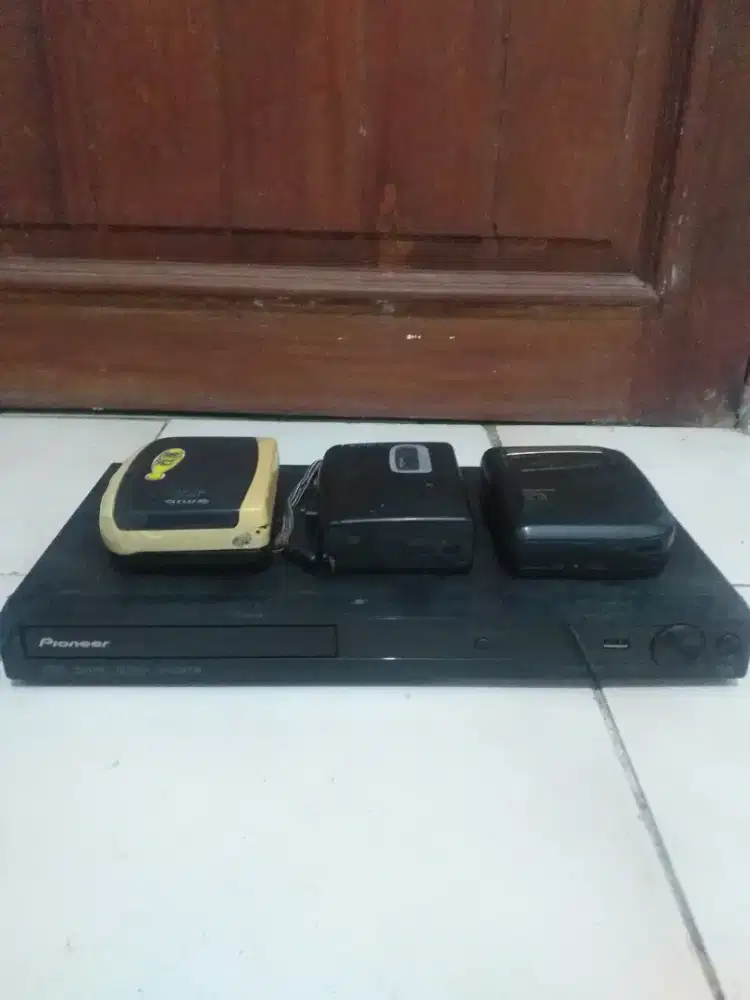 Jual aja Walkman Sony, Aiwa, CD Player Pioneer  & Player Music USB