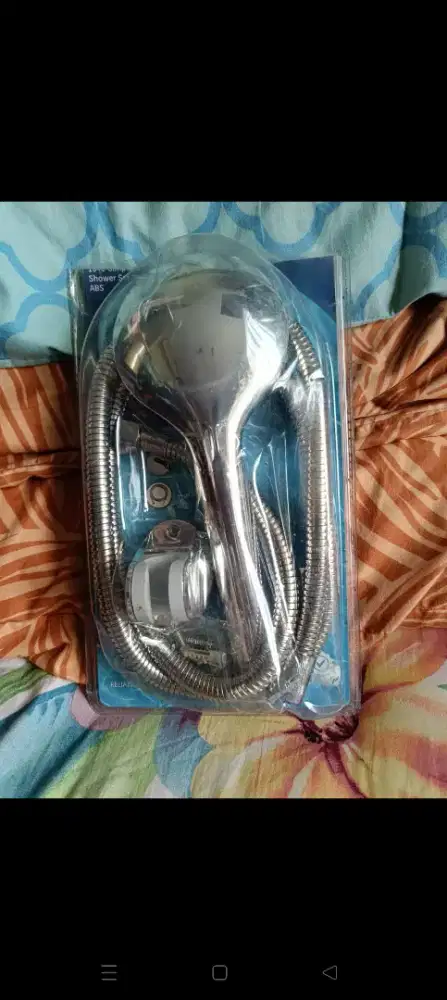 Dijual selang kran air mandi kondisi baru