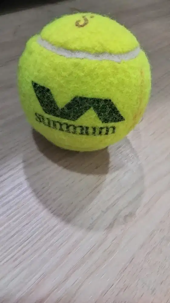 Bola Tenis: Pantulan Maksimal, Permainan Optimal