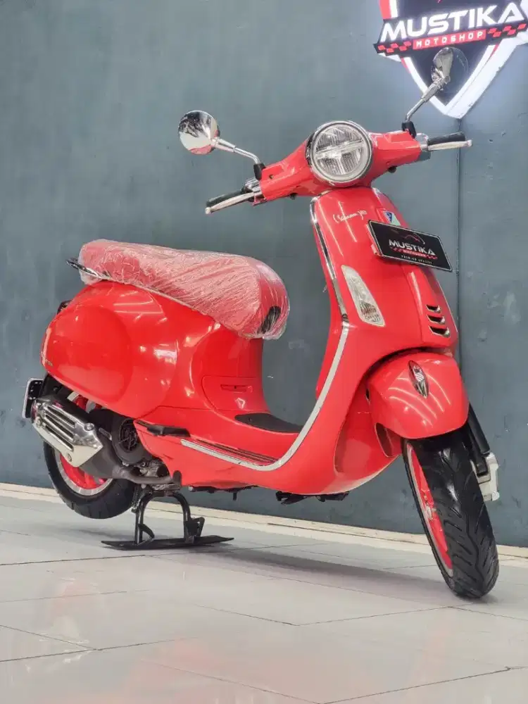 Odo 300 Perak! Special Edition! vespa Primavera S150 2023 Red Edition