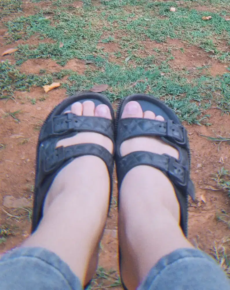 Sendal Jelly wanita hitam