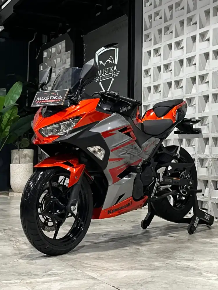 KAWASAKI NINJA 250 MDP ABS 2018 - Chintia Mustika