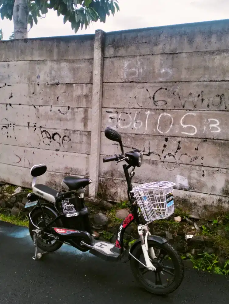 SEPEDA LISTRIK SELIS NO MINUS SIAP PAKAI LANGSUNG