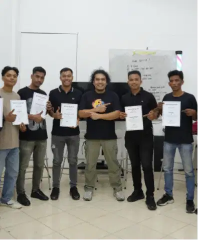 Dibimbing oleh Arul Kakap  ( Trainer Bersertifikasi BNSP  )