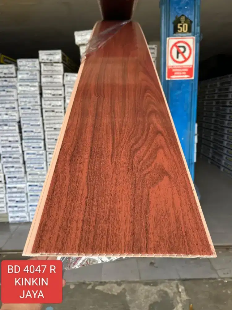 Kanopi atap alderon rs