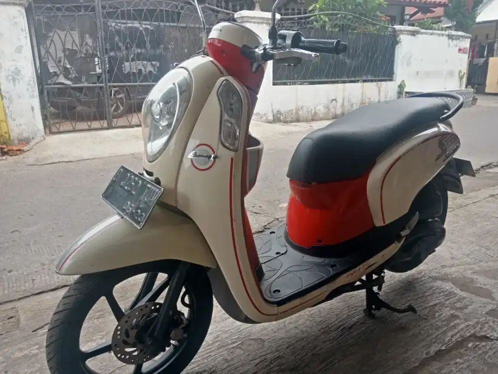 Bismillah jual honda scoopy thn 2013