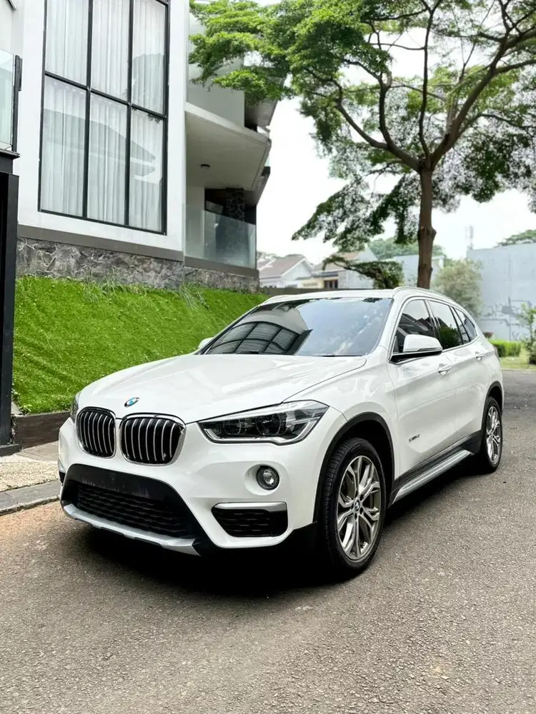 JUAL BU JUAL CEPAT AJA ! BMW X1 LCI F48 Panoramic AT 2017 2018 Putih