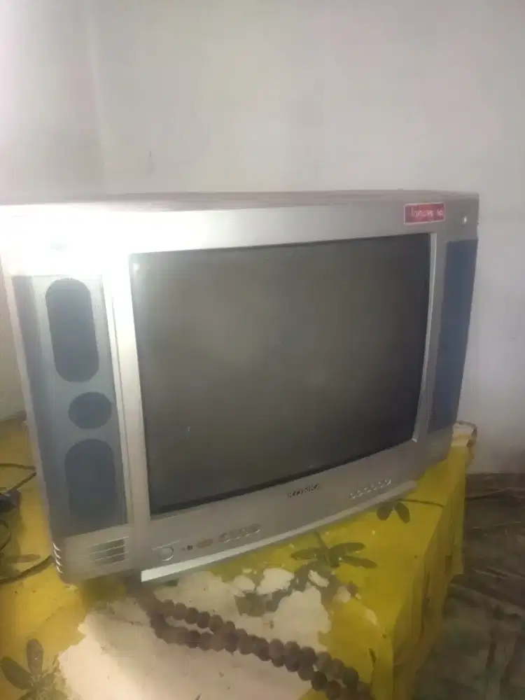Mahar TV Tabung merk Konka